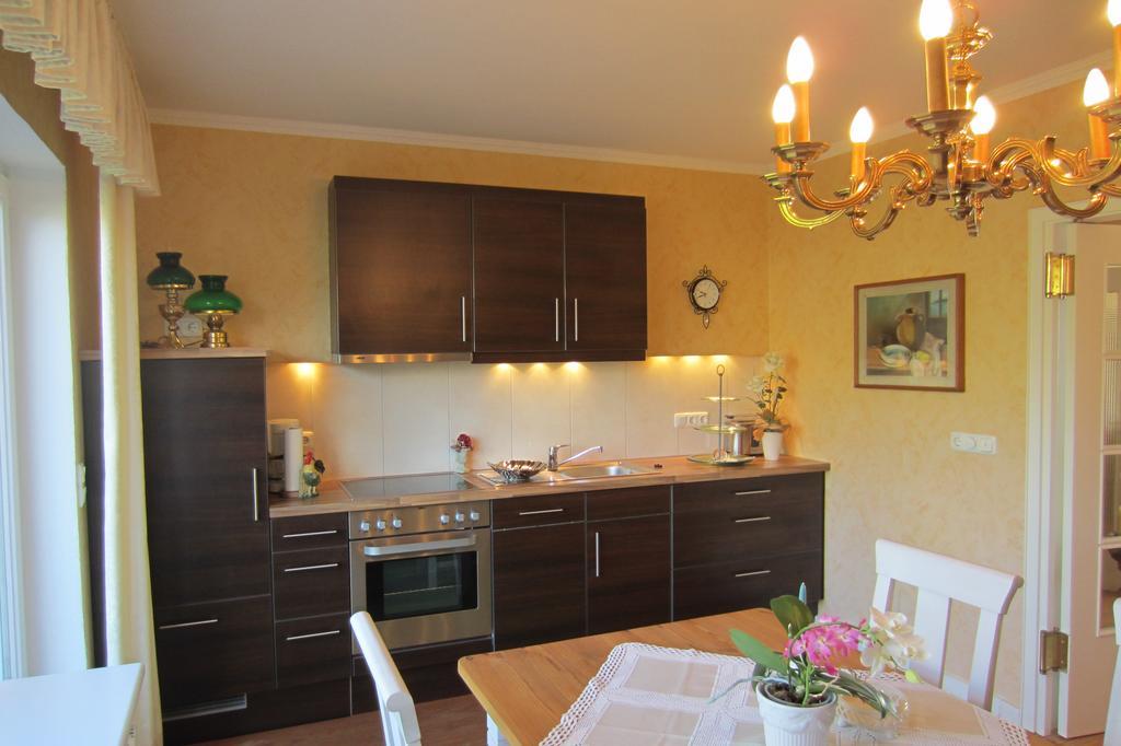 Exklusive Ferienwohnung Strohberg プレーン エクステリア 写真