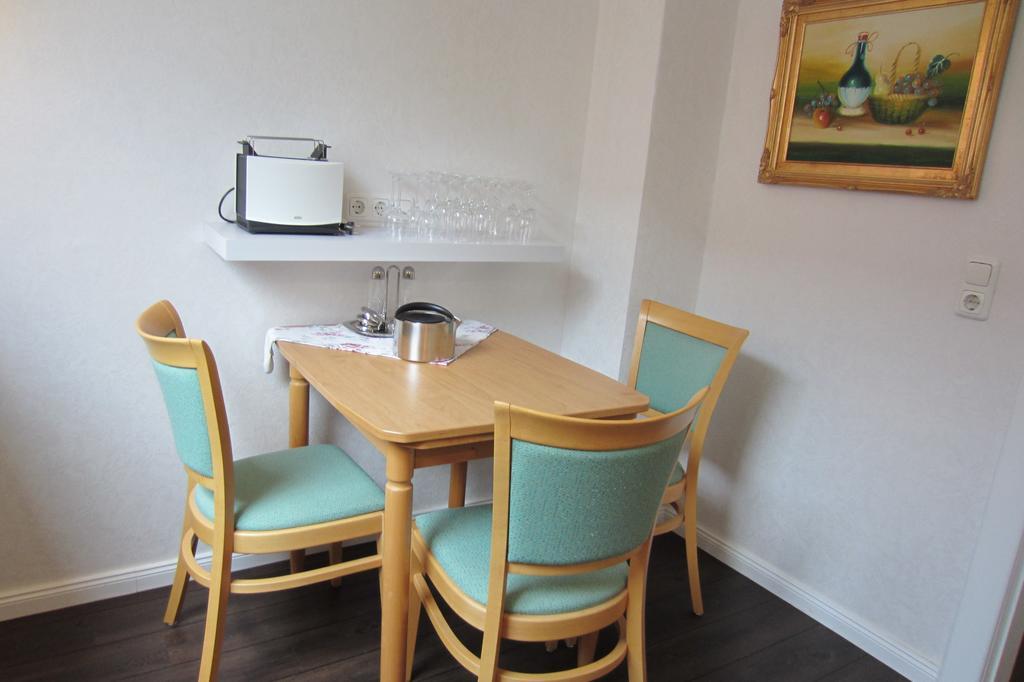Exklusive Ferienwohnung Strohberg プレーン エクステリア 写真